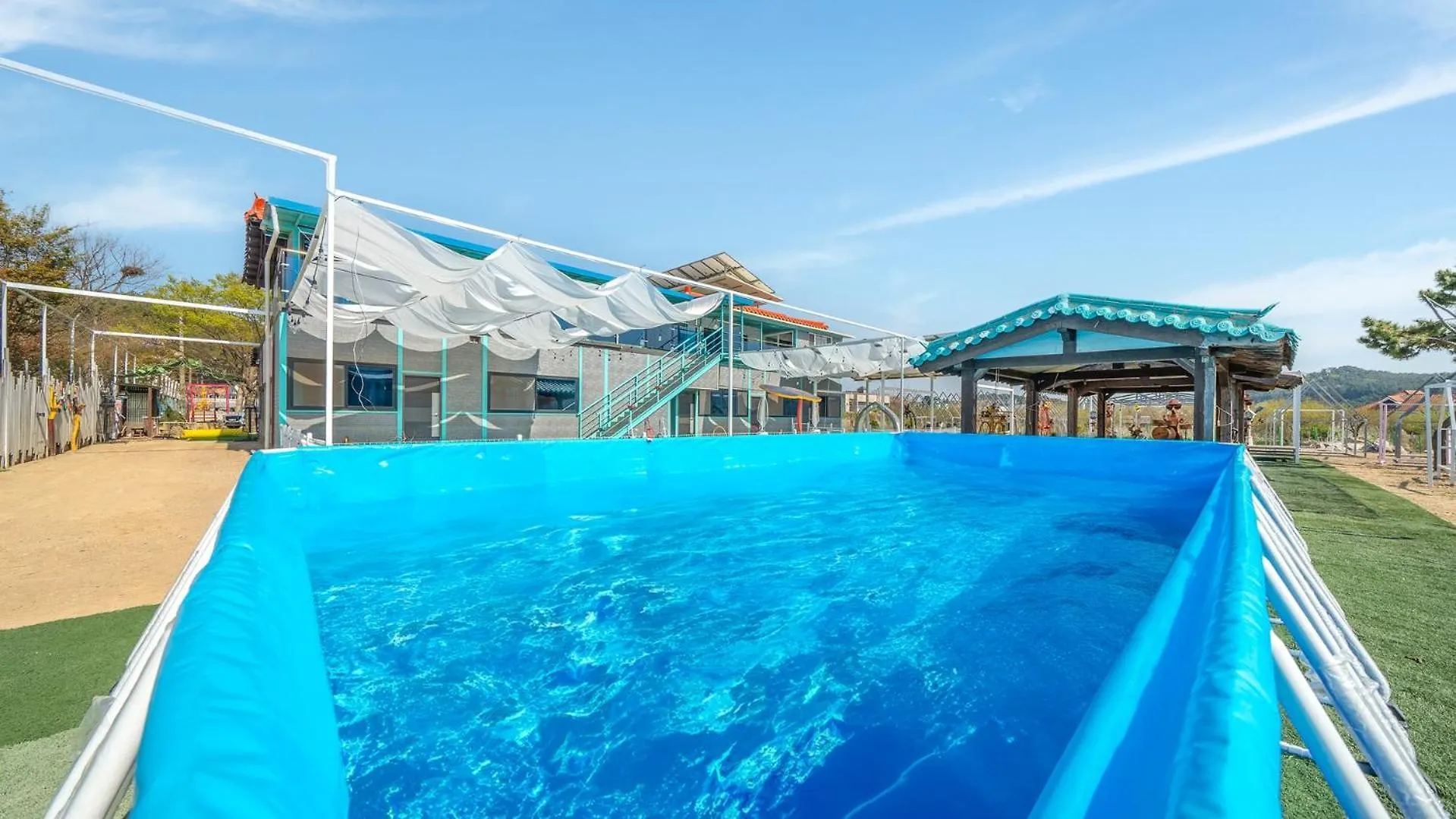 Seonjaedo Gaekkul House Pet Pension Incheon