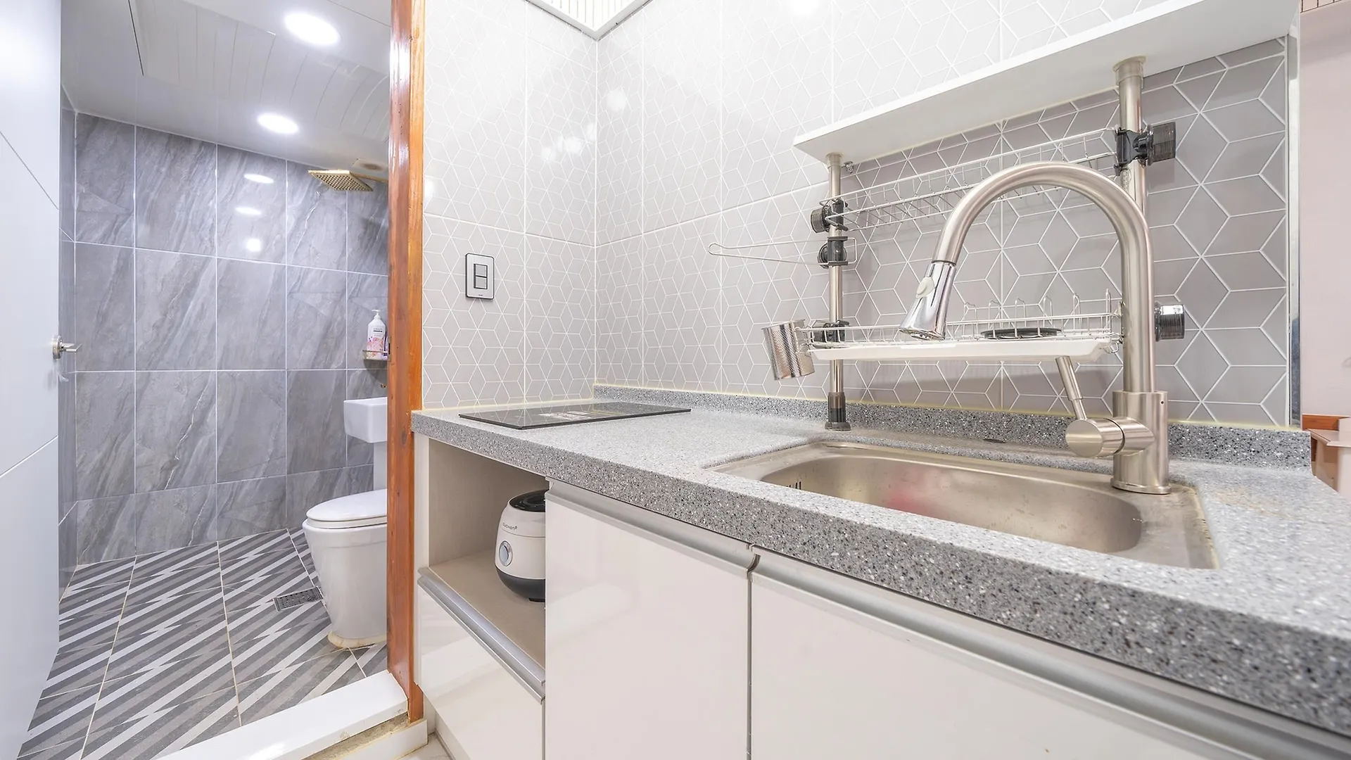 Seonjaedo Gaekkul House Pet Pension Incheon 0*,  South Korea