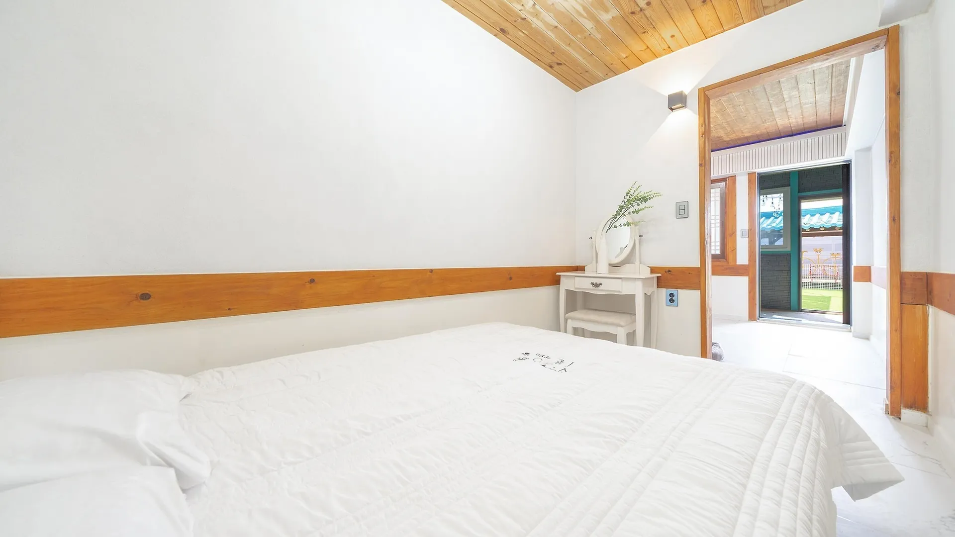 Seonjaedo Gaekkul House Pet Pension Incheon